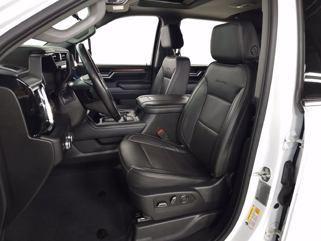 Used 2024 GMC Sierra 3500 Denali w/ Denali Reserve Package AWD/4WD image 15