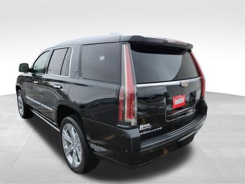 Used 2016 Cadillac Escalade Premium image 5