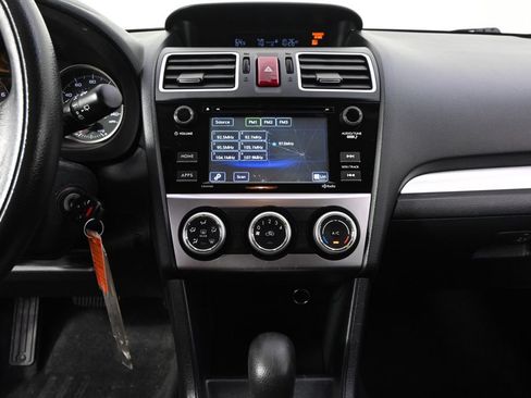 Used 2015 Subaru Crosstrek 2.0i Premium AWD/4WD image 28