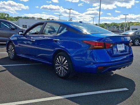 Used 2025 Nissan Altima 2.5 SV AWD/4WD image 4