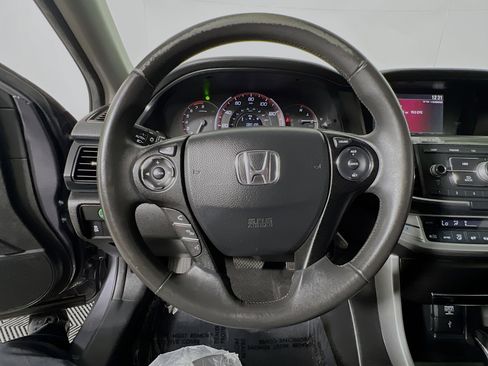 Used 2013 Honda Accord Sport image 18