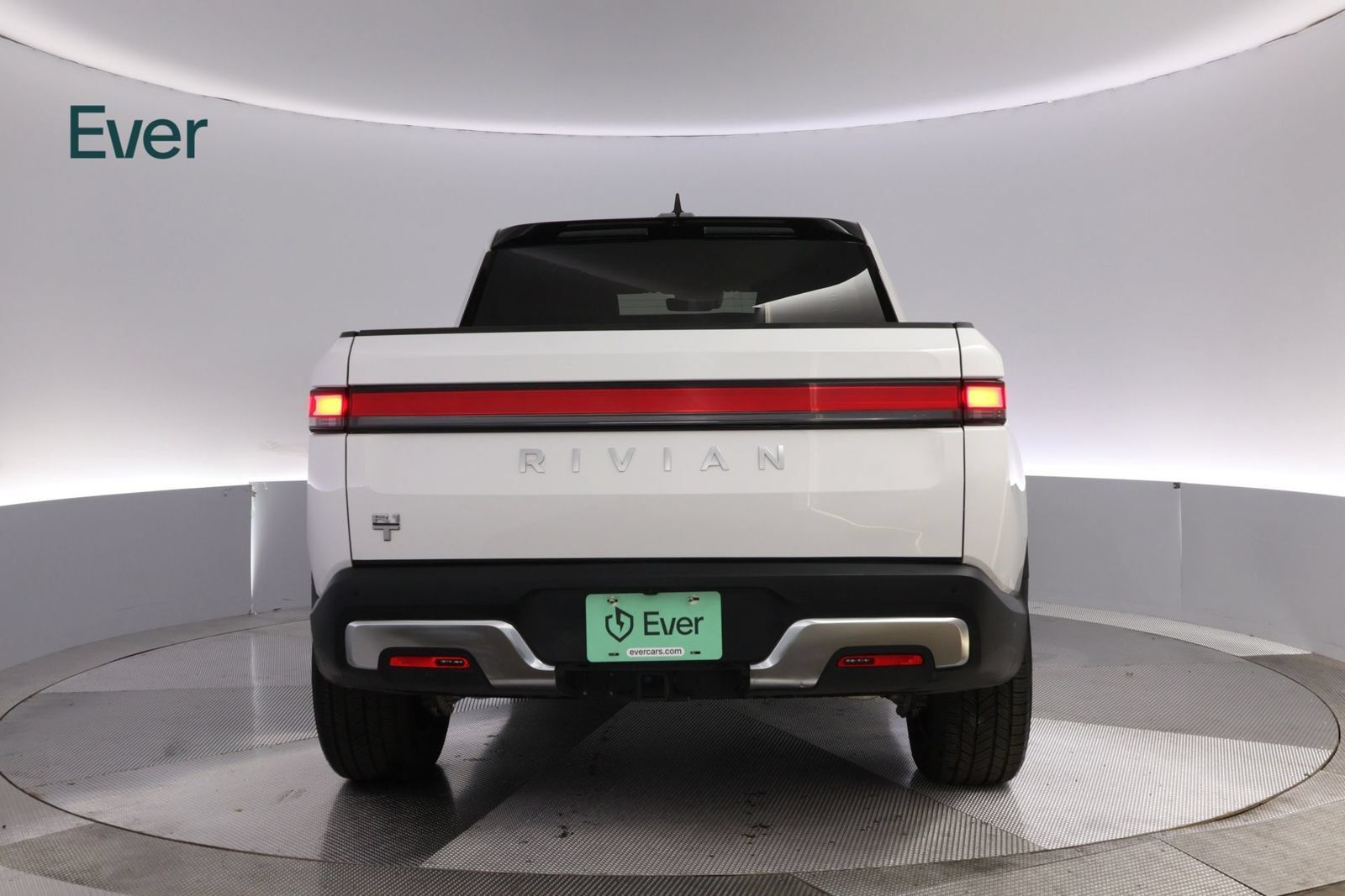 Used 2023 Rivian R1T Adventure Dual AWD/4WD image 15