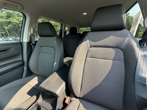 Used 2025 Honda CR-V LX image 7