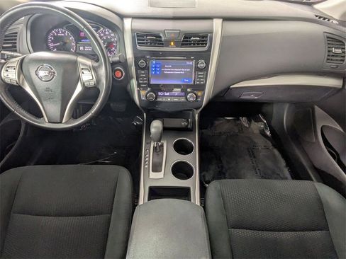Used 2015 Nissan Altima 2.5 SV w/ Convenience Package image 23