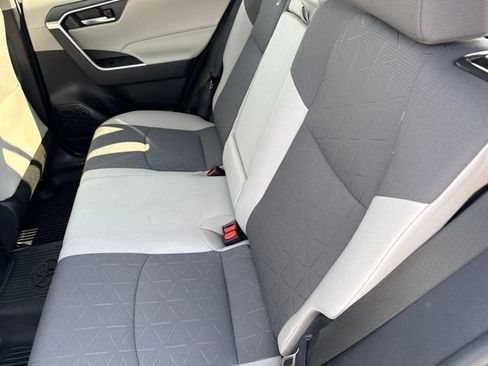 Used 2023 Toyota RAV4 XLE w/ Convenience Package FWD image 21