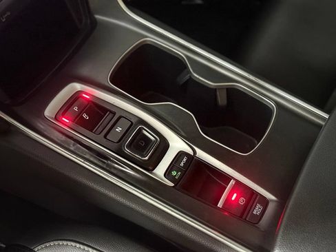Used 2020 Honda Accord Sport image 16