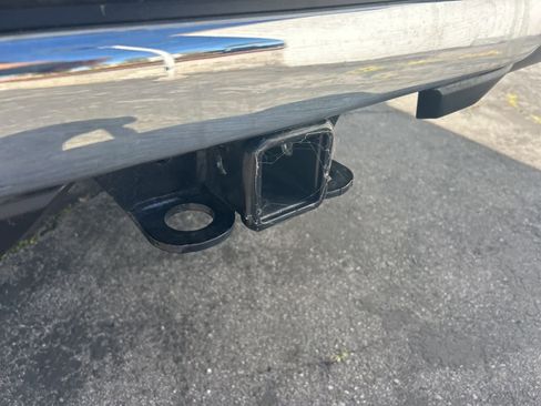 Used 2024 RAM 3500 Tradesman w/ Chrome Appearance Group image 17