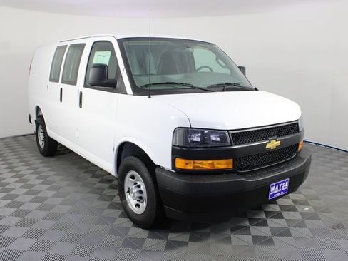 New 2026 Chevrolet Express 2500 RWD image 20