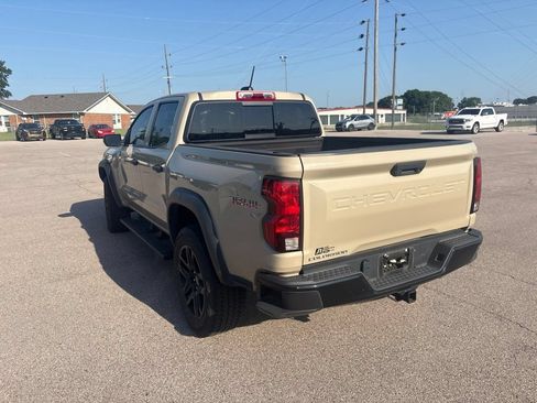 Used 2023 Chevrolet Colorado Trail Boss AWD/4WD image 24