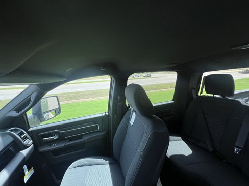 New 2026 RAM 3500 Big Horn AWD/4WD image 24