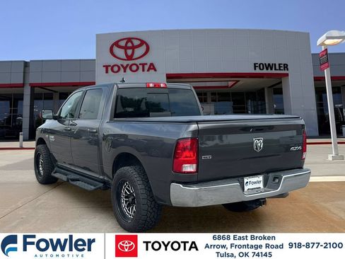 Used 2019 RAM 1500 Classic SLT AWD/4WD image 4