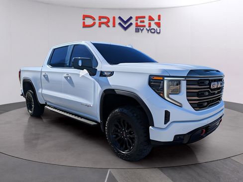 Used 2022 GMC Sierra 1500 AT4X image 4