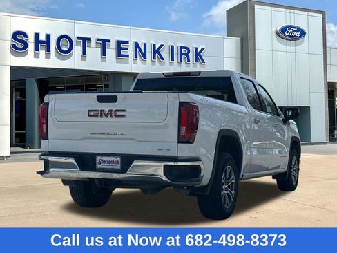 Used 2025 GMC Sierra 1500 SLT image 7