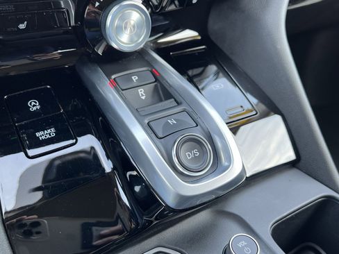 Used 2023 Acura MDX SH-AWD image 19