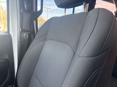 Used 2022 Jeep Wrangler Unlimited Sport AWD/4WD image 32