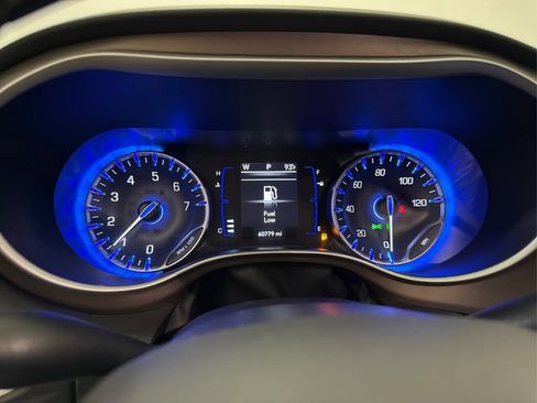 Used 2023 Chrysler Voyager LX FWD image 35