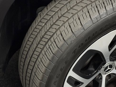 Certified 2025 Mercedes-Benz GLC 350e 4MATIC image 18