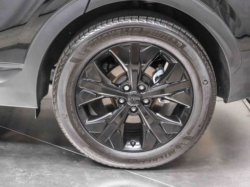 Used 2025 Kia Sportage X-Line AWD/4WD image 9