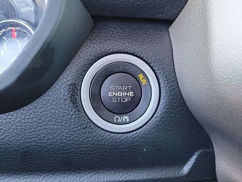 Used 2022 RAM 1500 Laramie image 28