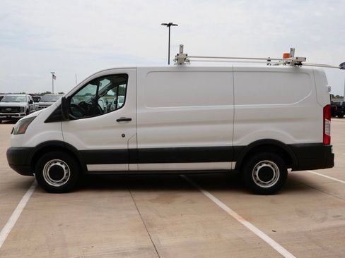 Used 2016 Ford Transit 150 130 Low Roof RWD image 3