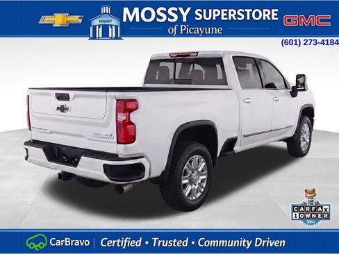 Used 2024 Chevrolet Silverado 2500 High Country w/ High Country Premium Package image 4