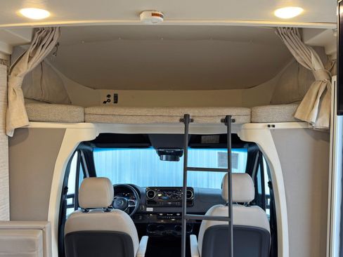 Used 2021 Mercedes-Benz Sprinter 3500 w/ Acoustic Package image 58