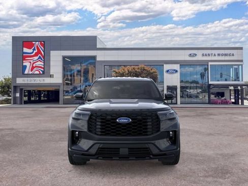 New 2026 Ford Explorer ST-Line w/ ST-Line Street Pack RWD image 6