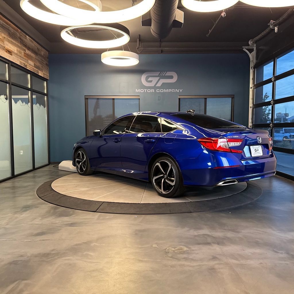 Used 2022 Honda Accord Sport image 5