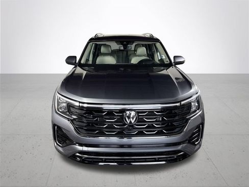 Certified 2024 Volkswagen Atlas SEL Premium R-Line AWD/4WD image 4