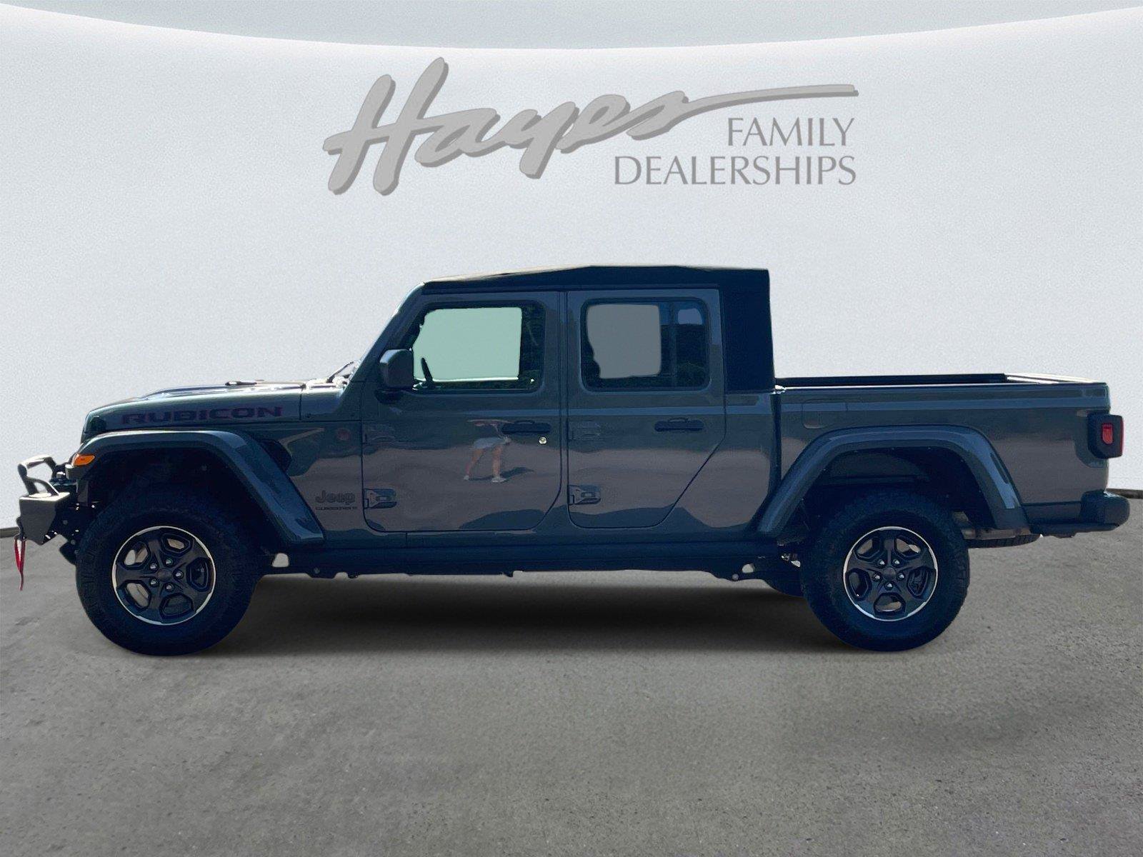 Used 2023 Jeep Gladiator Rubicon w/ Cold Weather Group AWD/4WD image 6