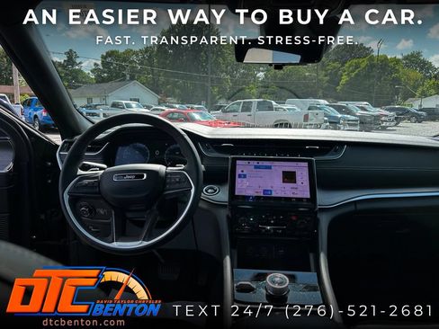 Used 2025 Jeep Grand Cherokee L Limited w/ Luxury Tech Group II AWD/4WD image 26