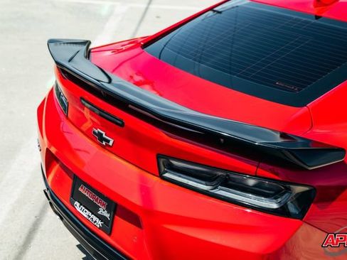 Used 2018 Chevrolet Camaro ZL1 RWD image 46