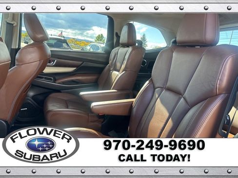 Used 2019 Subaru Ascent Touring image 18