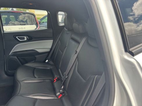 Used 2025 Jeep Compass Limited AWD/4WD image 38