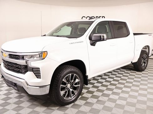 Used 2022 Chevrolet Silverado 1500 LT image 10