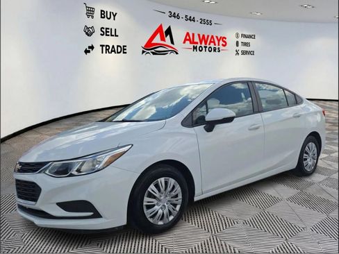 Used 2017 Chevrolet Cruze LS FWD image 22