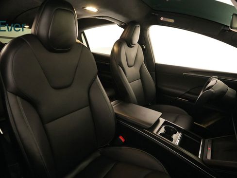 Used 2023 Tesla Model X Plaid image 23