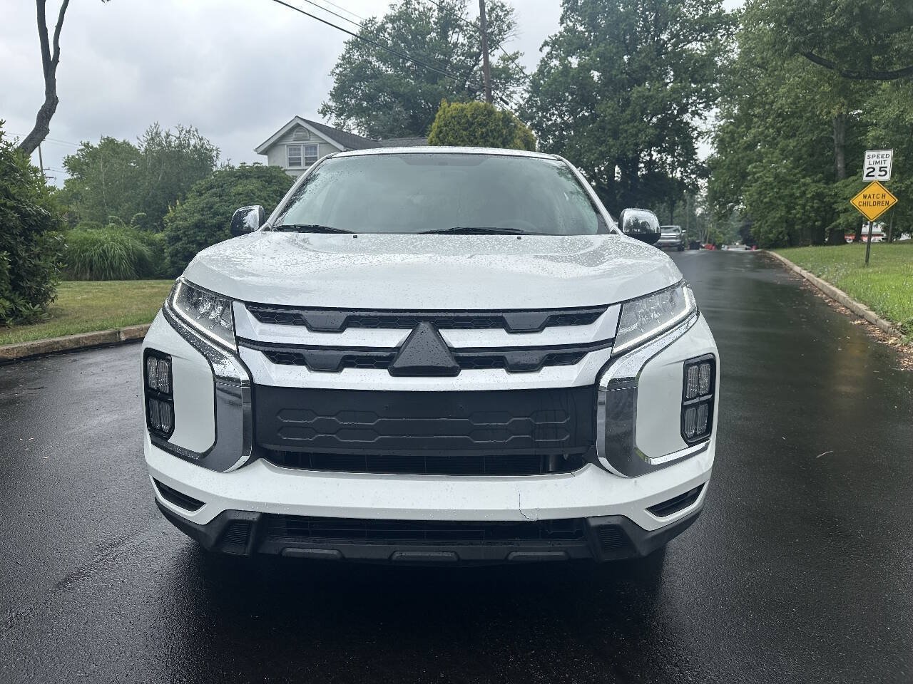 Used 2020 Mitsubishi Outlander Sport ES FWD image 3