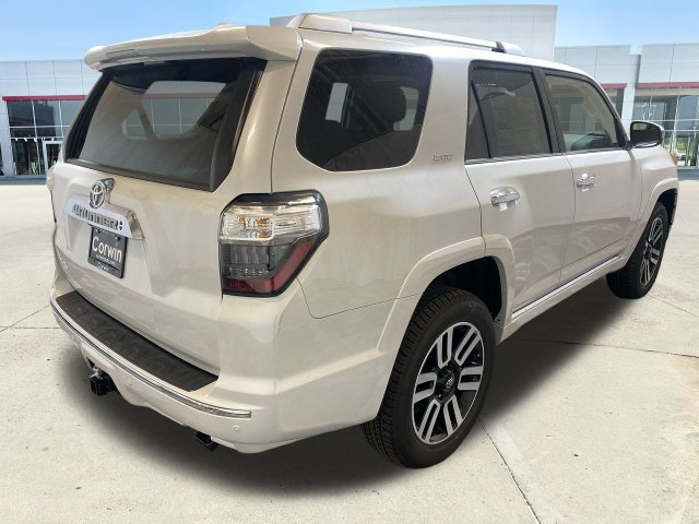 Used 2024 Toyota 4Runner Limited AWD/4WD image 9