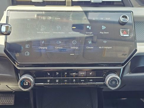 New 2027 Chevrolet Bolt LT w/ Comfort Package FWD image 28
