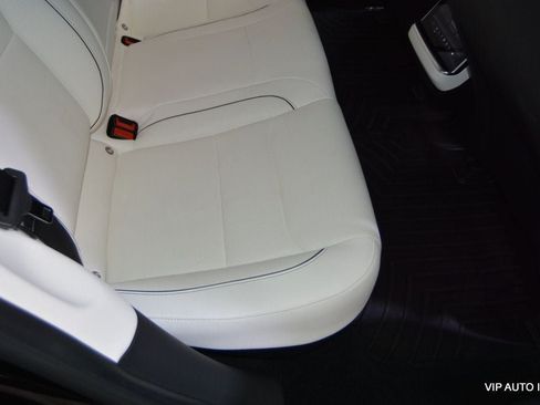 Used 2022 Tesla Model S Plaid AWD/4WD image 26