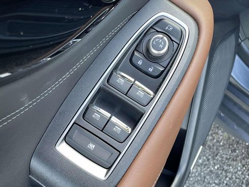 Used 2022 Subaru Outback Touring XT image 6