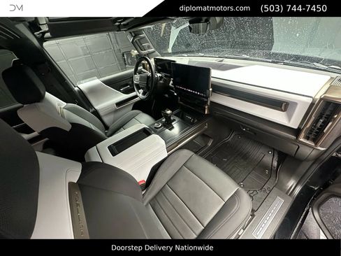 Used 2024 GMC Hummer EV 3X image 18