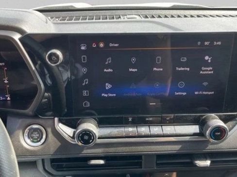 Used 2023 Chevrolet Colorado W/T image 16