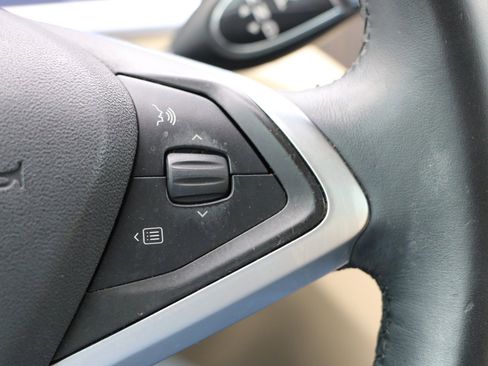 Used 2013 Tesla Model S BASE image 17