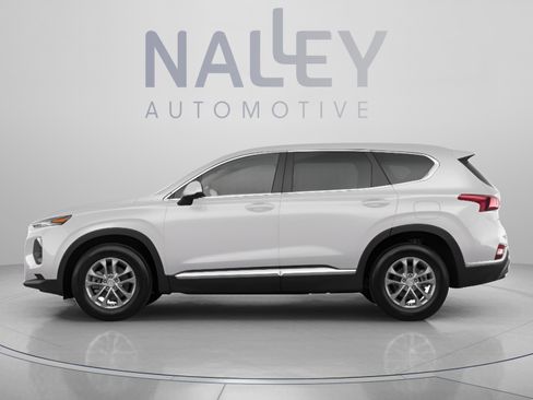 Used 2019 Hyundai Santa Fe SE FWD image 2