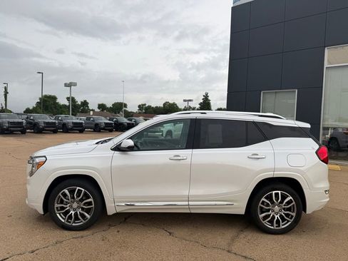Used 2023 GMC Terrain Denali w/ LPO, Floor Liner Package AWD/4WD image 2