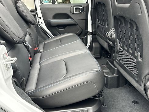 Used 2023 Jeep Wrangler Unlimited Rubicon 4xe w/ Steel Bumper Group image 12