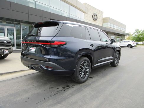 New 2026 Lexus TX 350 AWD image 9