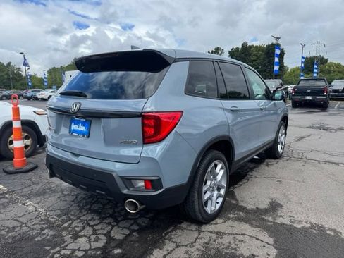 Used 2024 Honda Passport EX-L image 2